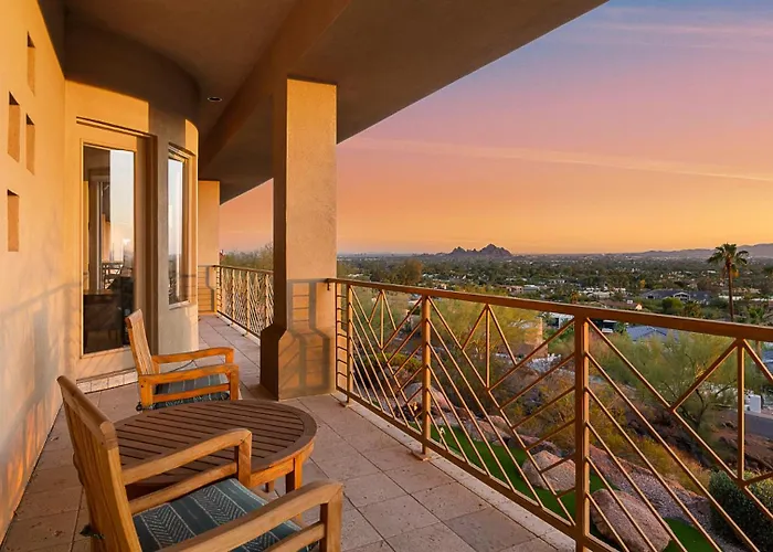 Luxury On Camelback Mountain *